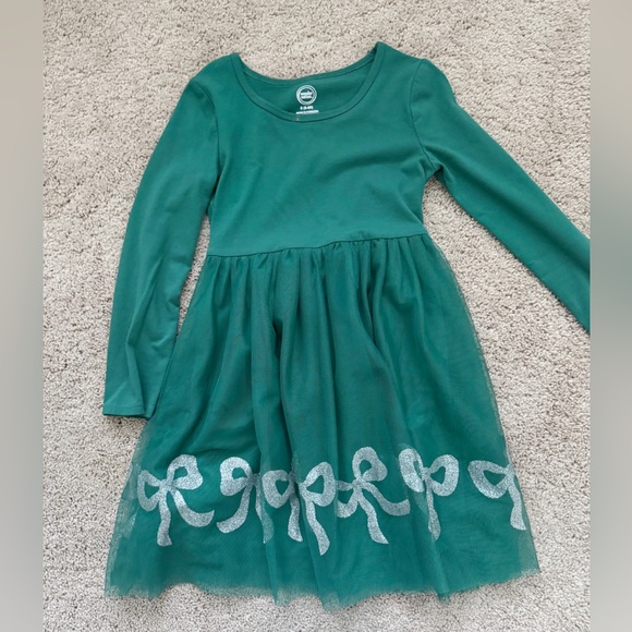 Holiday Dresses - Picture 6 of 8